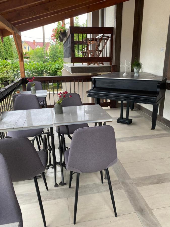 Platan Vendeghaz Balatongyörök